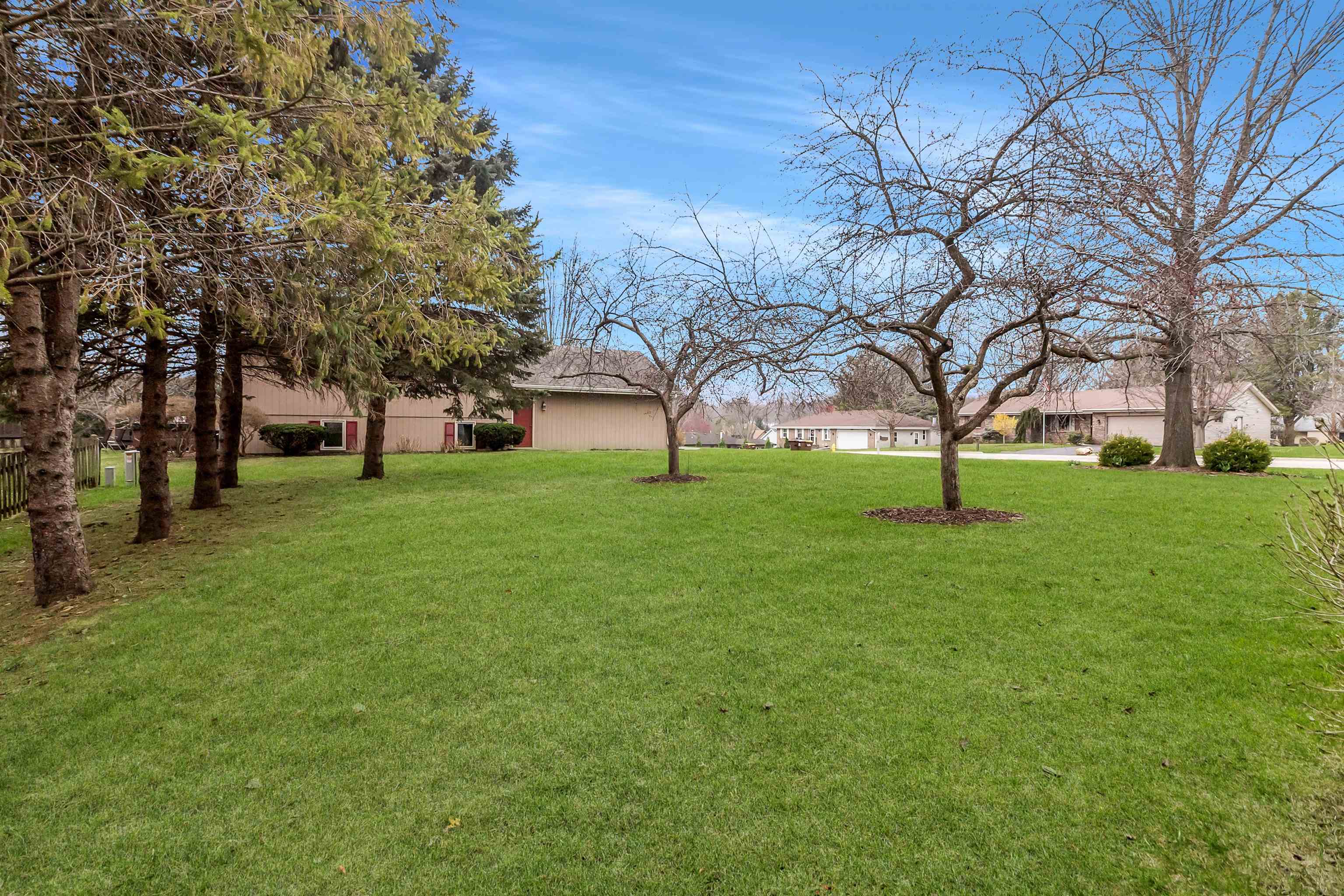 1872 South Trainer Road Rockford, IL 61108 - Photo 43 of 44