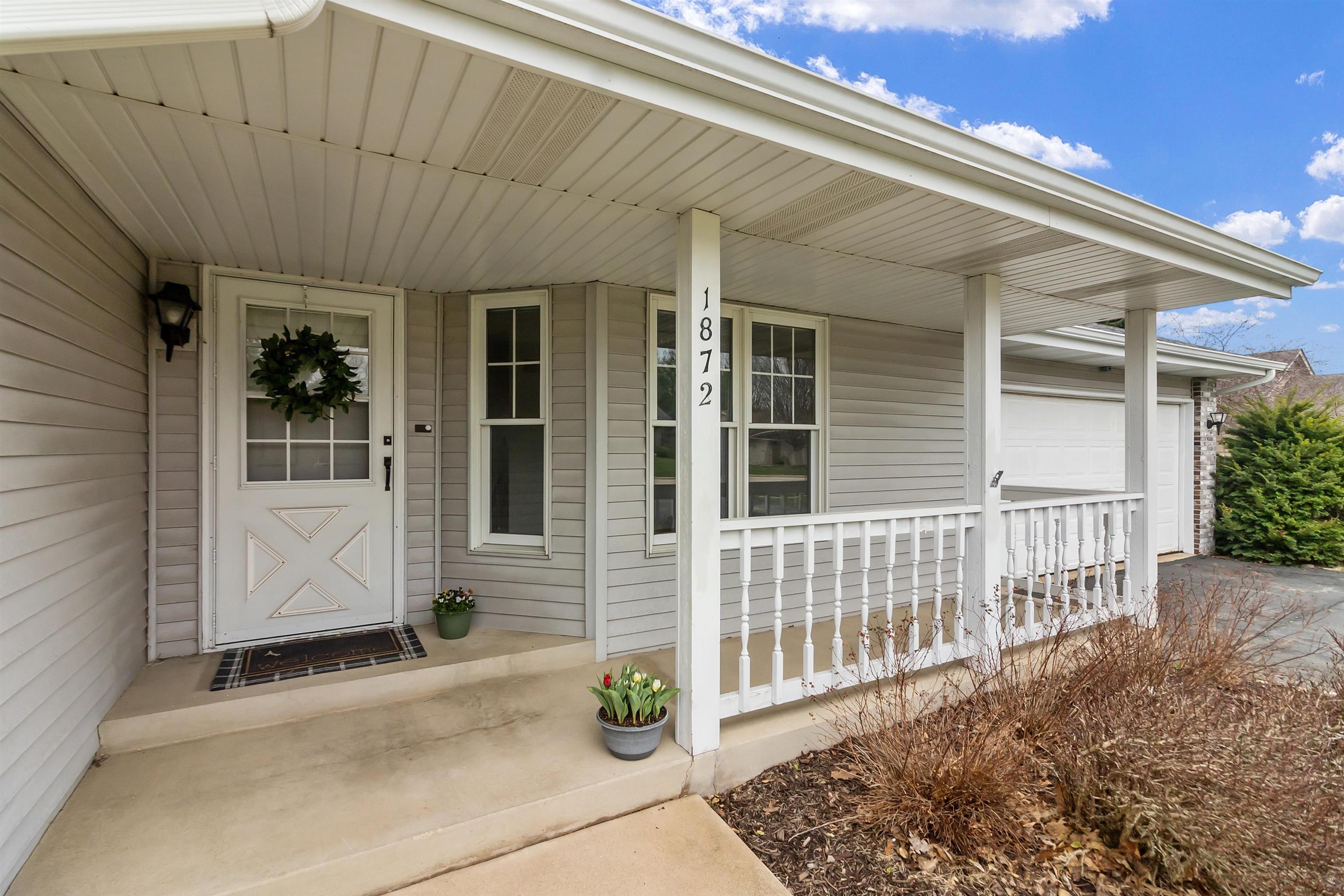 1872 South Trainer Road Rockford, IL 61108 - Photo 7 of 44