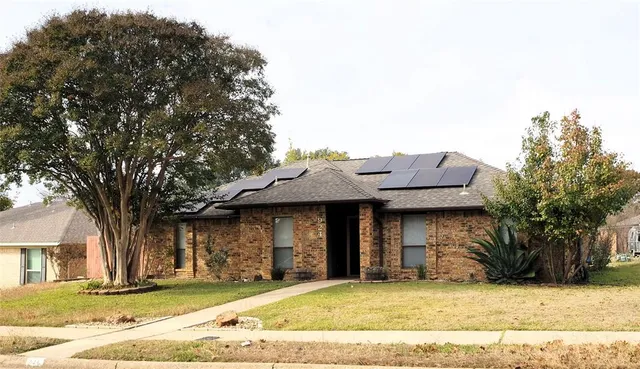 $2,450 | 924 Summer Trail, Flower Mound, TX 75028