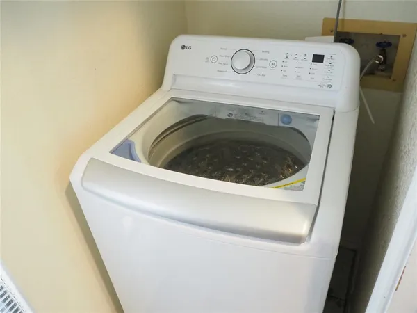 a close up view of washer and dryer