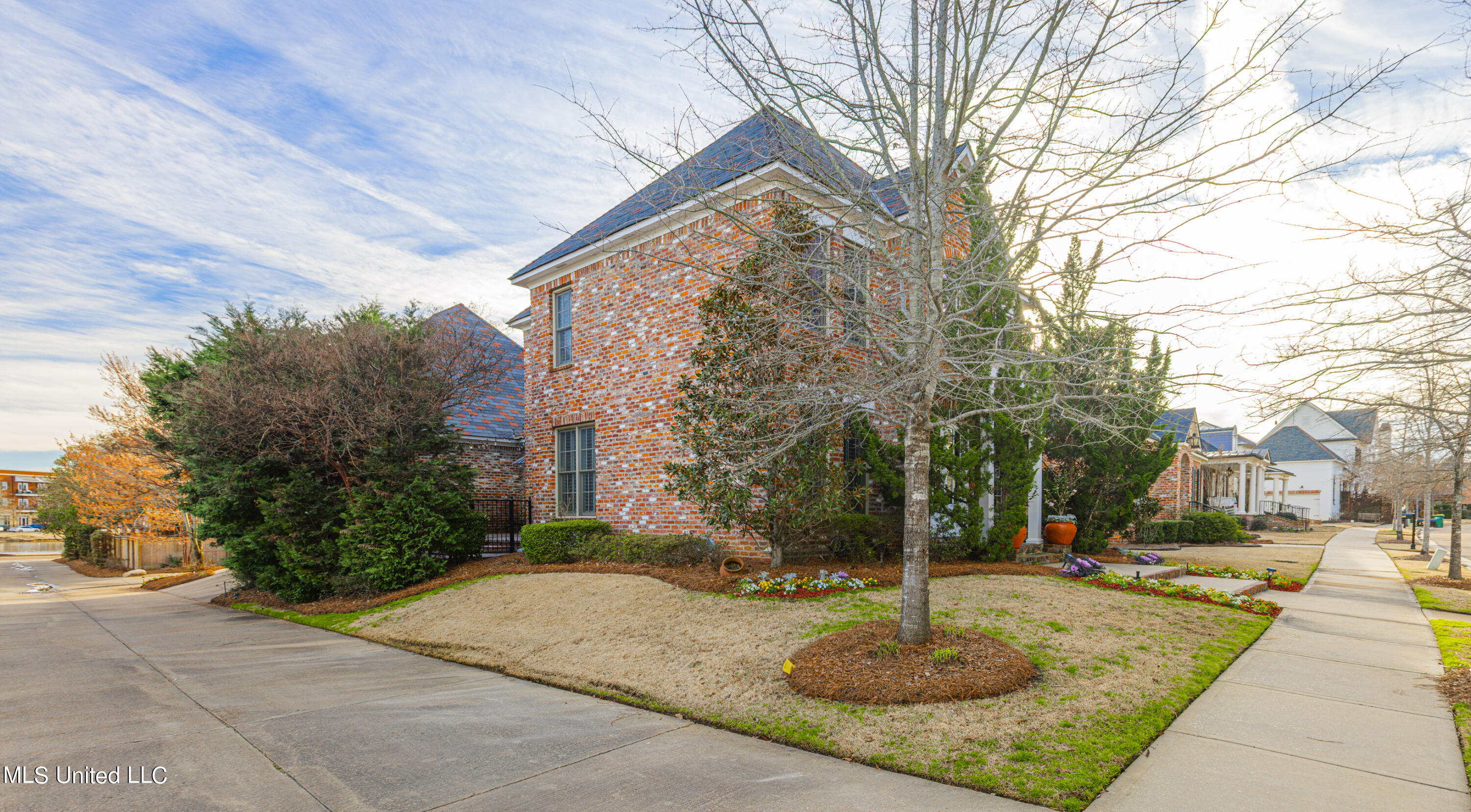 152 Harper Street Ridgeland, MS 39157 - Photo 4 of 62 1R4A7513-Enhanced-NR
