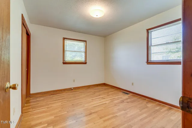 $1,650 | 607 Race Street, Unit 4, Elizabethton, TN 37643