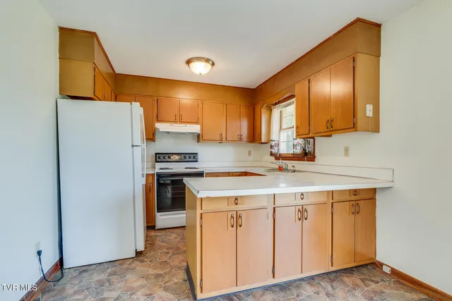 $1,650 | 607 Race Street, Unit 4, Elizabethton, TN 37643