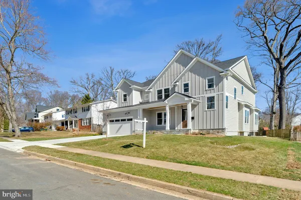 $2,295,000 | 2633 Wooster Court, Vienna, VA 22180