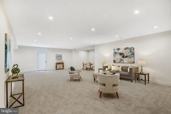 $2,295,000 | 2633 Wooster Court, Vienna, VA 22180