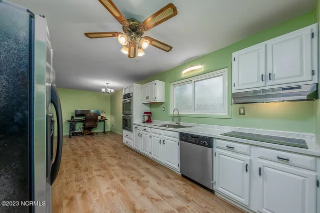 $2,050 | 2300 Woodland Avenue, New Bern, NC 28562