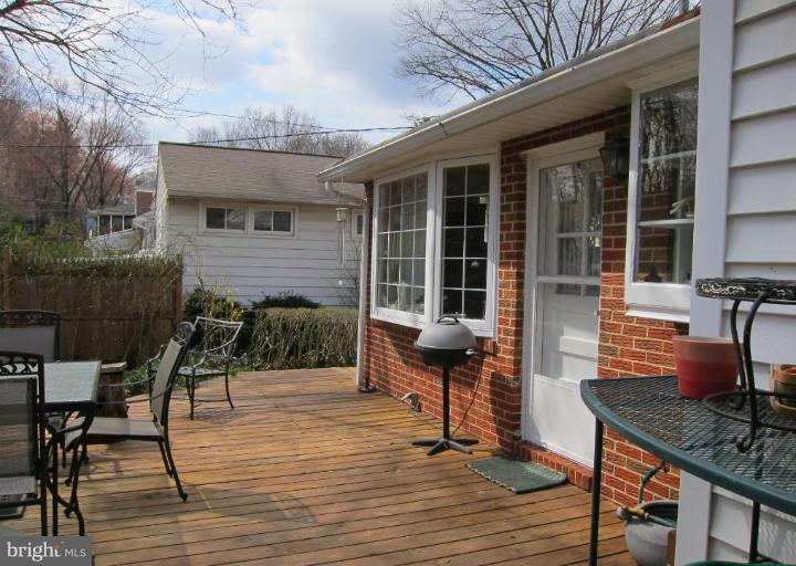 549 Brook Road Towson, MD 21286 - Photo 1 of 11 Exterior #2