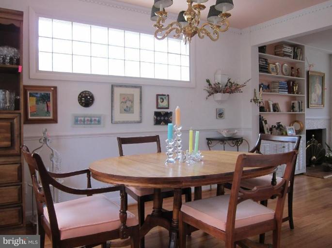 549 Brook Road Towson, MD 21286 - Photo 6 of 11 Dining Room