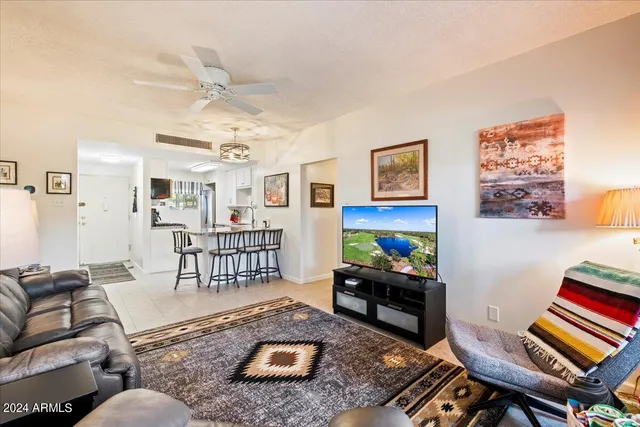 $1,495 | 6125 East Indian School Road, Scottsdale, AZ 85251