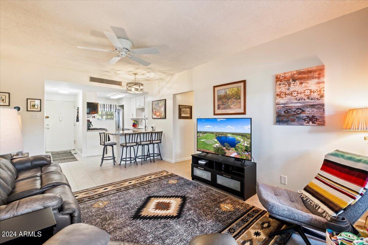 6125 East Indian School Road Scottsdale, AZ 85251 - Photo 7 of 21 07-54047083