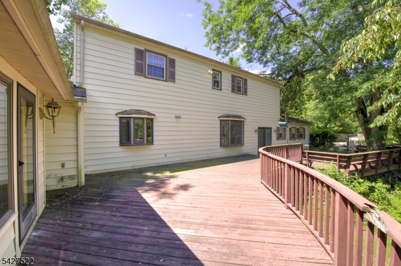 7 Horseshoe Road Whitehouse Station, NJ 08889 - Photo 45 of 47