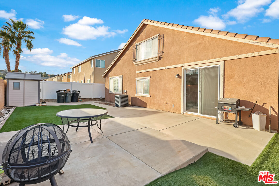 505 Fair Park Way Perris, CA 92570 - Photo 27 of 37