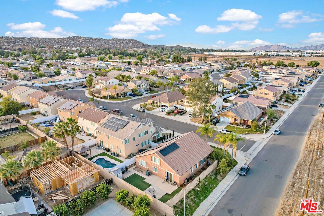 505 Fair Park Way Perris, CA 92570 - Photo 34 of 37