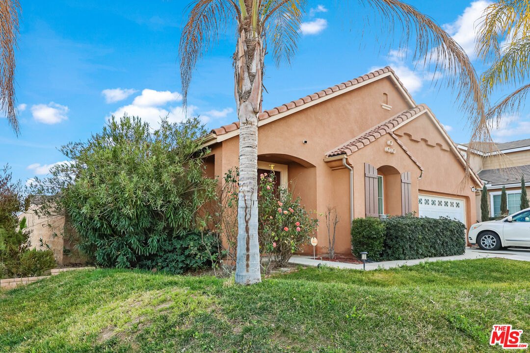 505 Fair Park Way Perris, CA 92570 - Photo 4 of 37