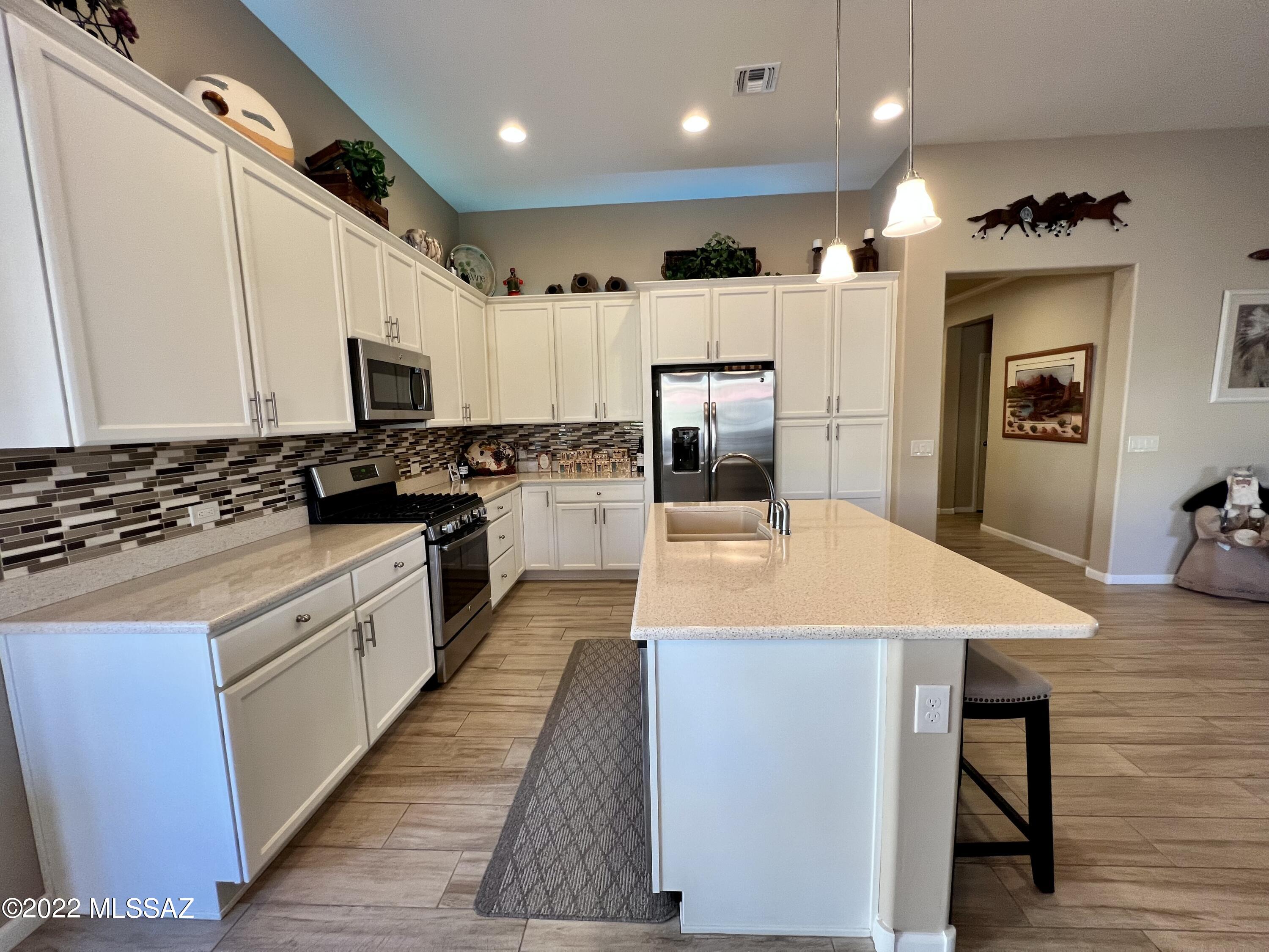 62622 East Border Rock Road Tucson, AZ 85739 - Photo 5 of 29