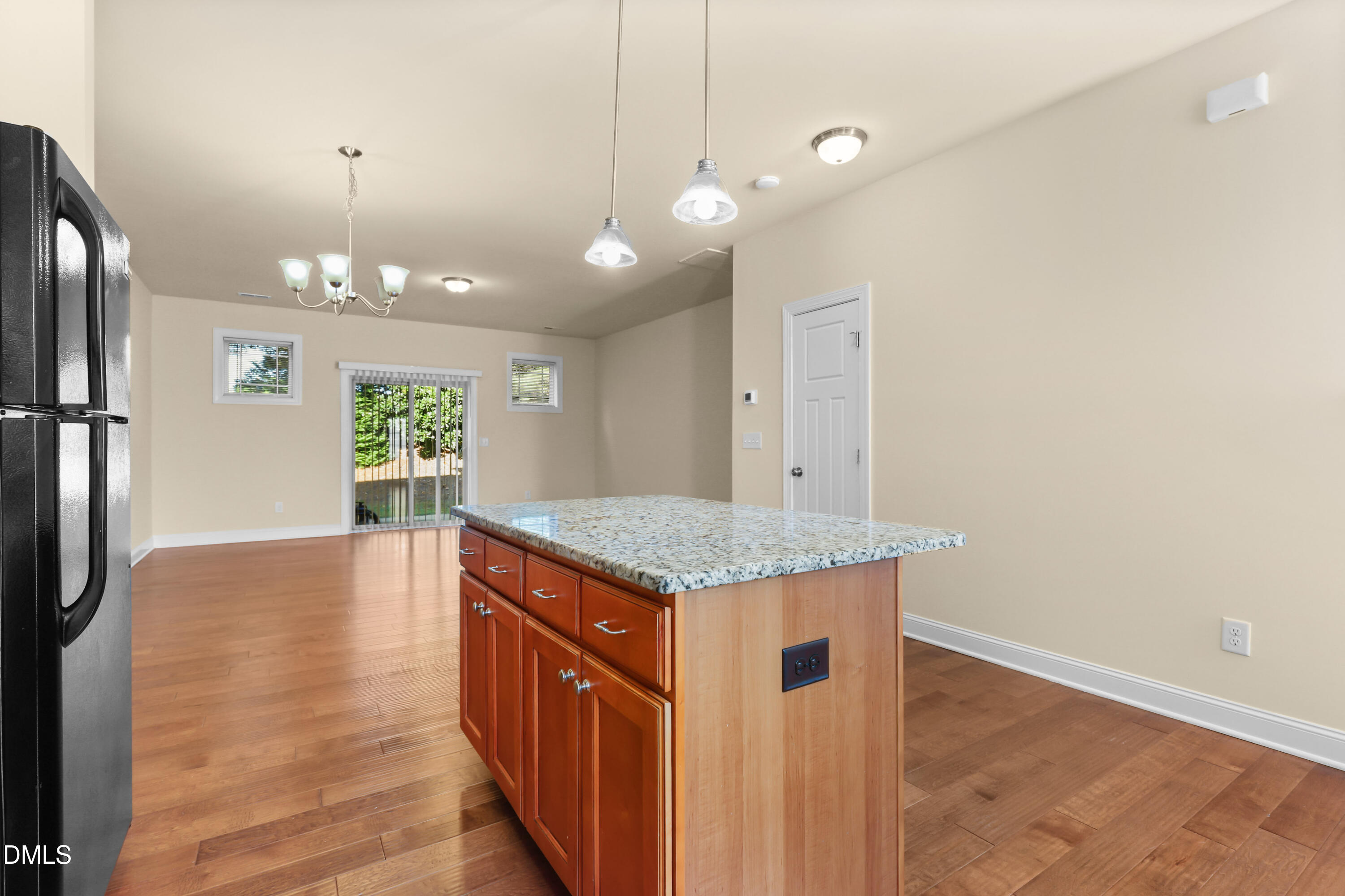 3977 Amelia Park Drive Raleigh, NC 27606 - Photo 3 of 27 8