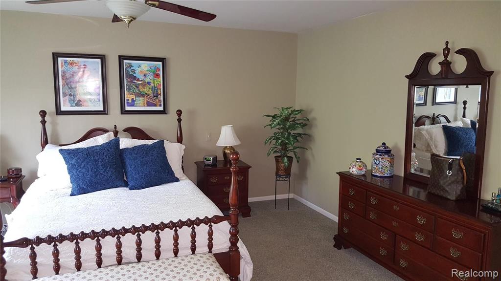 133 Saxon Court Rochester Hills, MI 48307 - Photo 22 of 42