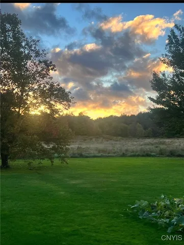 $319,000 | 274 County Rt 33, Hastings, NY 13036