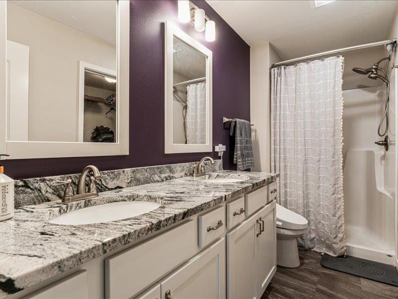 2207 Shady Grove Road Southwest Cedar Rapids, IA 52404 - Photo 19 of 32 Gallery Image 19