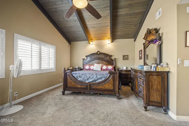 a bathroom with 2 sink and a mirror