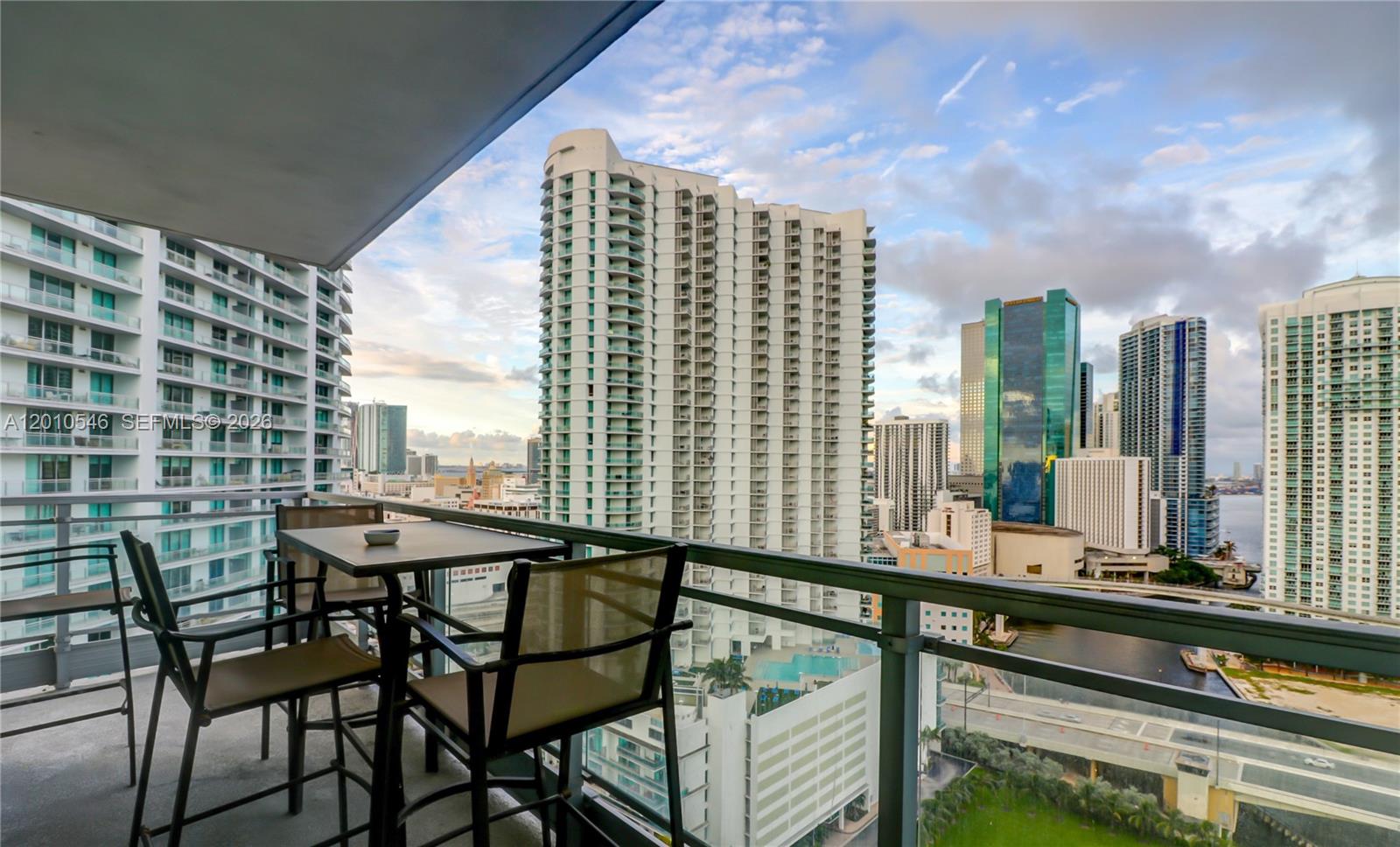 92 Southwest 3rd Street, Unit 2410 Miami, FL 33130 - Photo 1 of 10