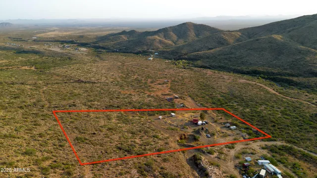 $324,900 | 25795 South Old Stage Road, Congress, AZ 85332