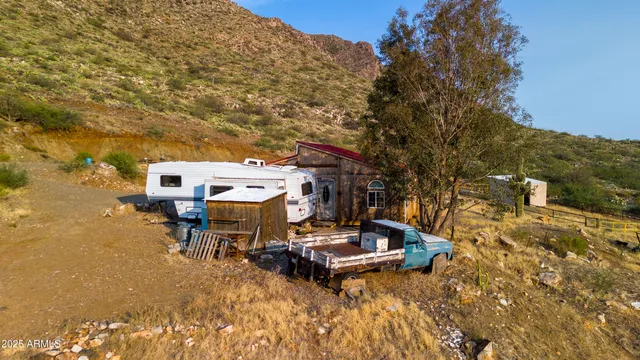 $324,900 | 25795 South Old Stage Road, Congress, AZ 85332