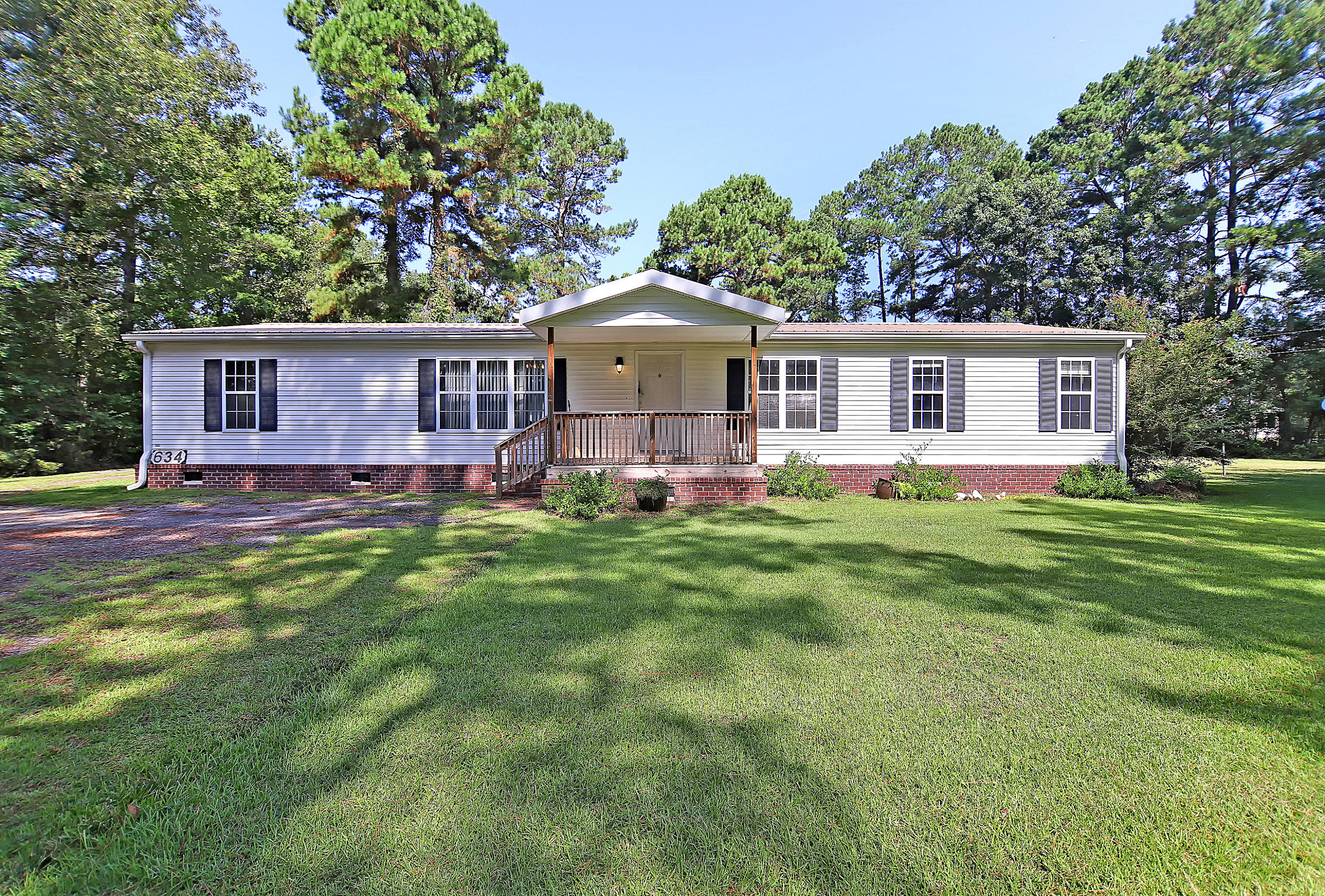 634 Carter Road Ridgeville, SC 29472 - Photo 1 of 34 IMG_0270 copy