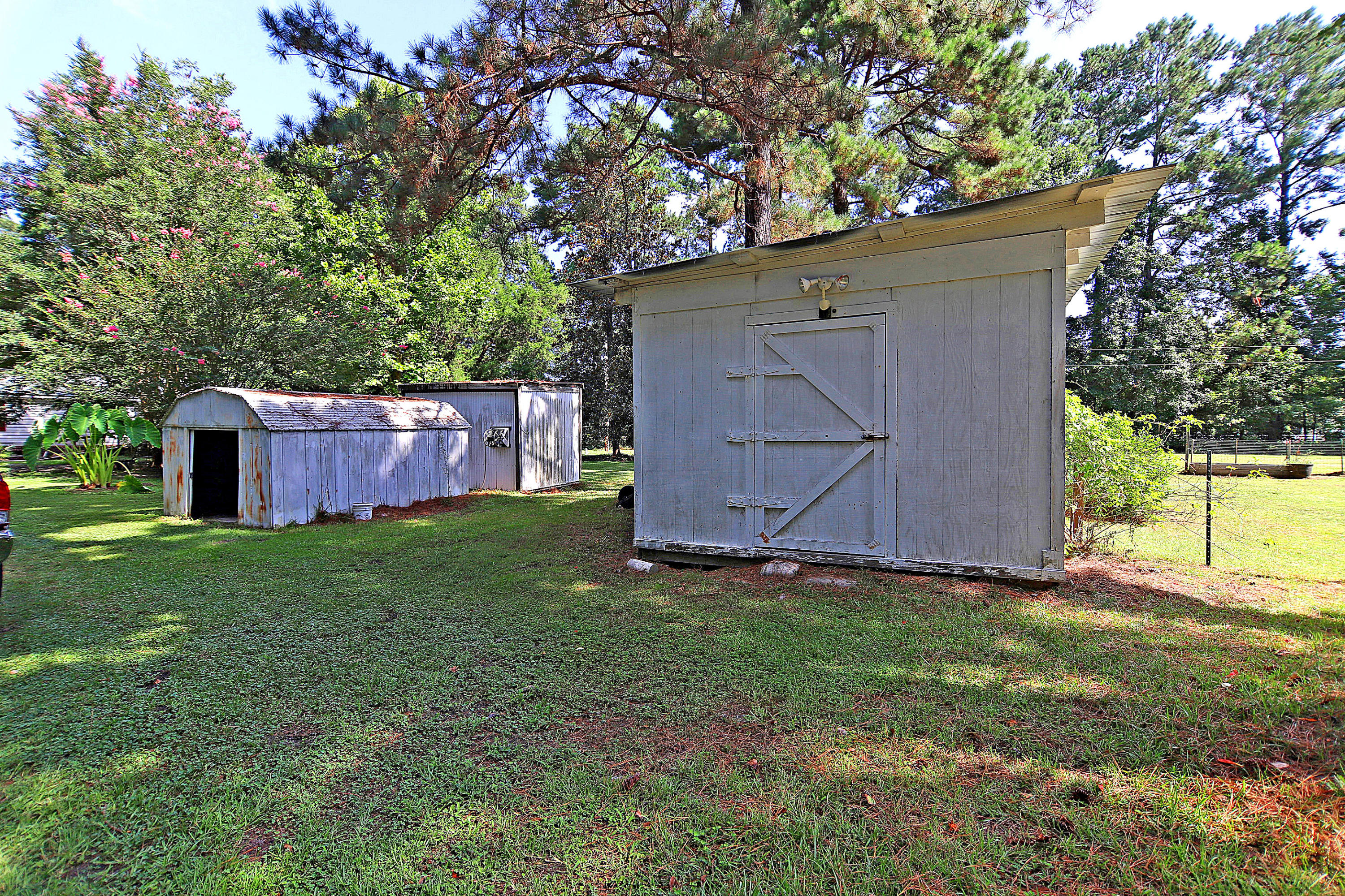 634 Carter Road Ridgeville, SC 29472 - Photo 6 of 34 IMG_0466 copy