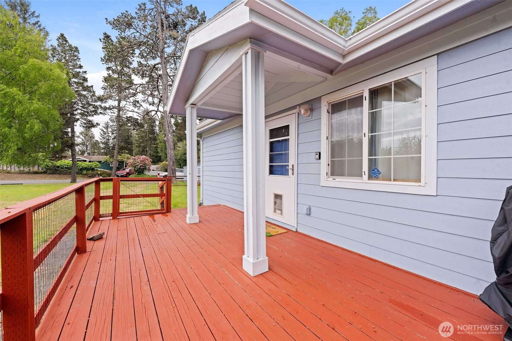 2019 Joe Johns Road Ocean Park, WA 98640 - Photo 7 of 28 a balcony with view of outdoor space