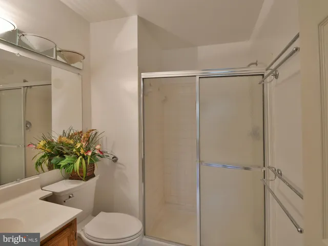 $409,900 | 4 Almanac Court, Burtonsville, MD 20866