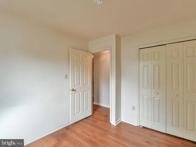 $409,900 | 4 Almanac Court, Burtonsville, MD 20866