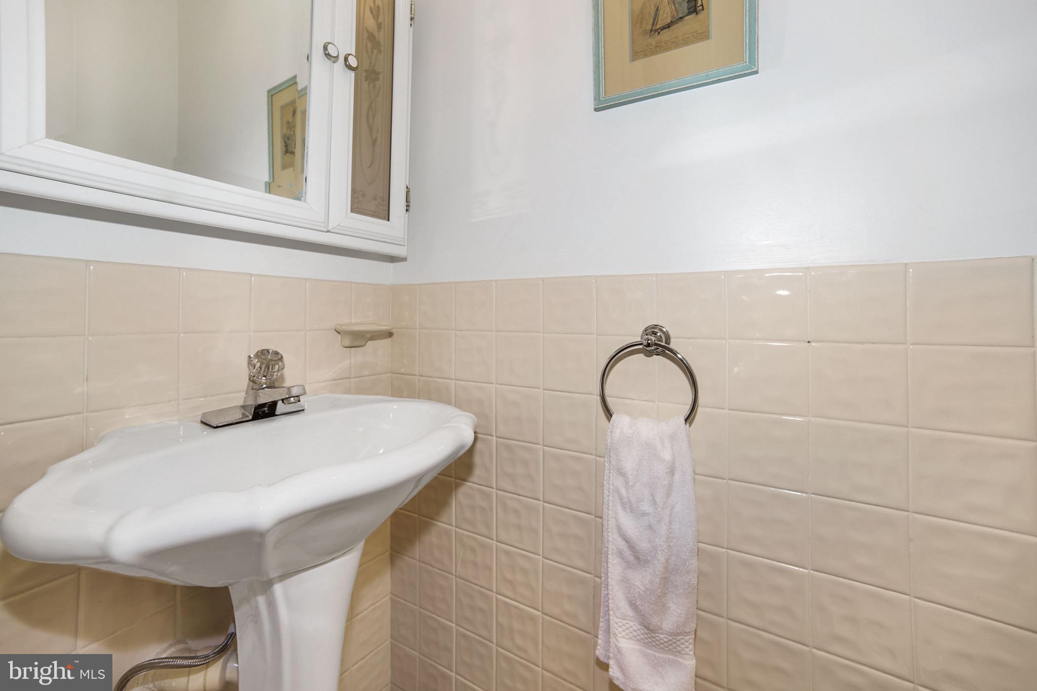 3835 Military Road Northwest Washington, DC 20015 - Photo 16 of 34