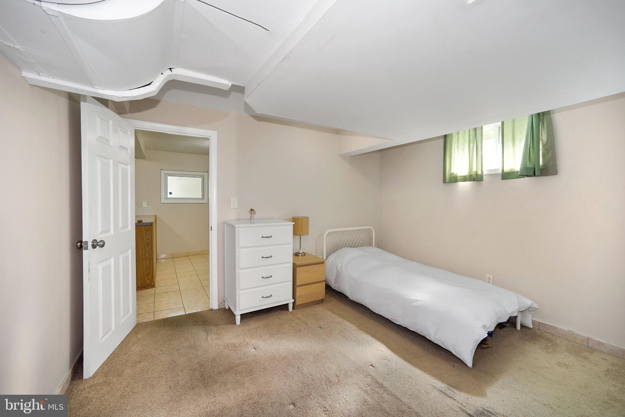 3835 Military Road Northwest Washington, DC 20015 - Photo 29 of 34