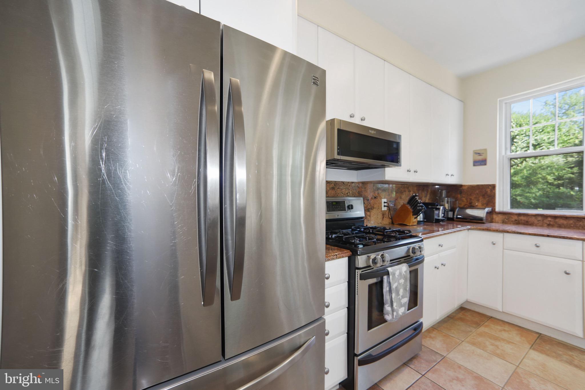 3835 Military Road Northwest Washington, DC 20015 - Photo 10 of 34