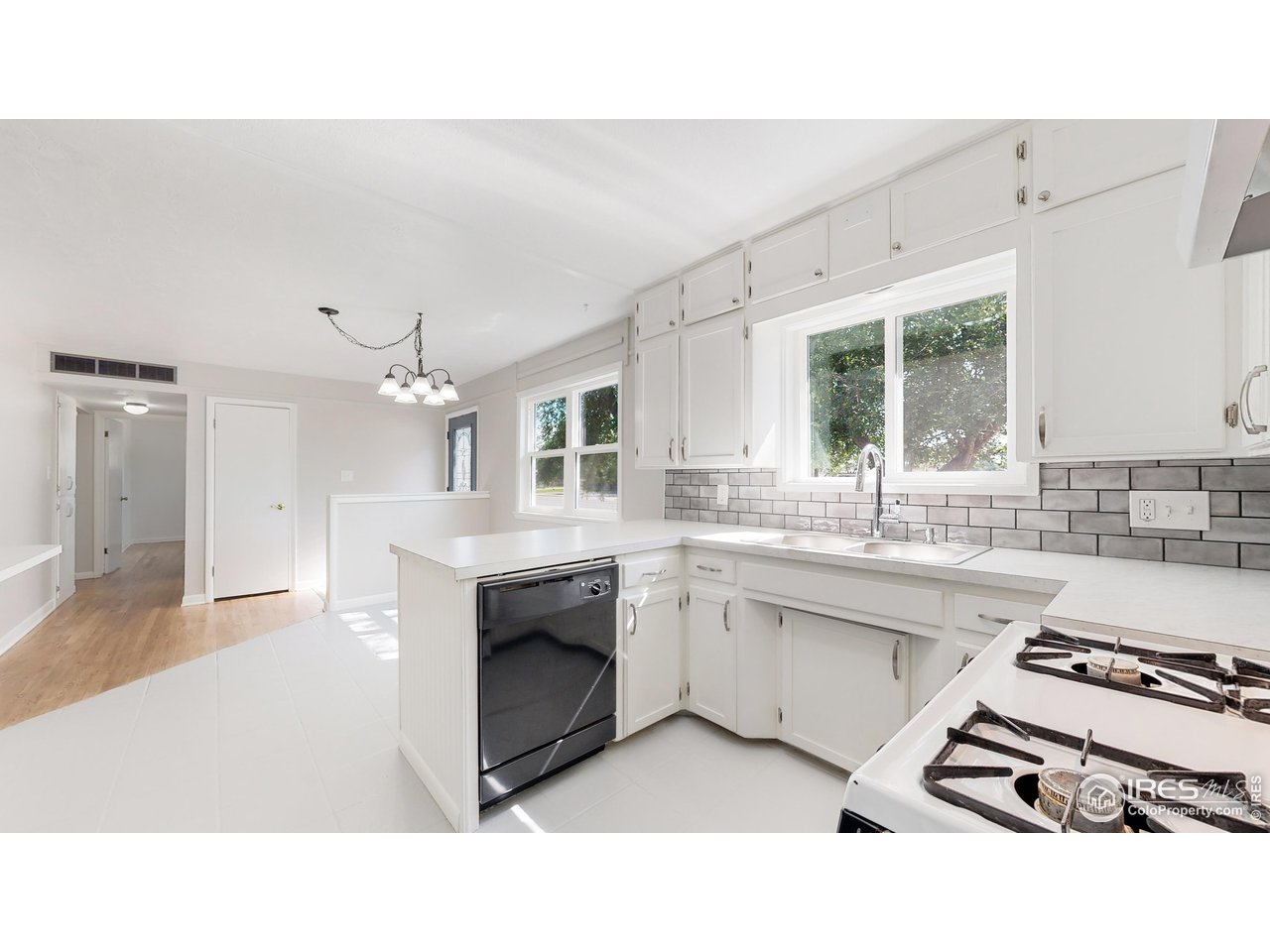 639 South Taft Hill Road Fort Collins, CO 80521 - Photo 11 of 40 Kitchen