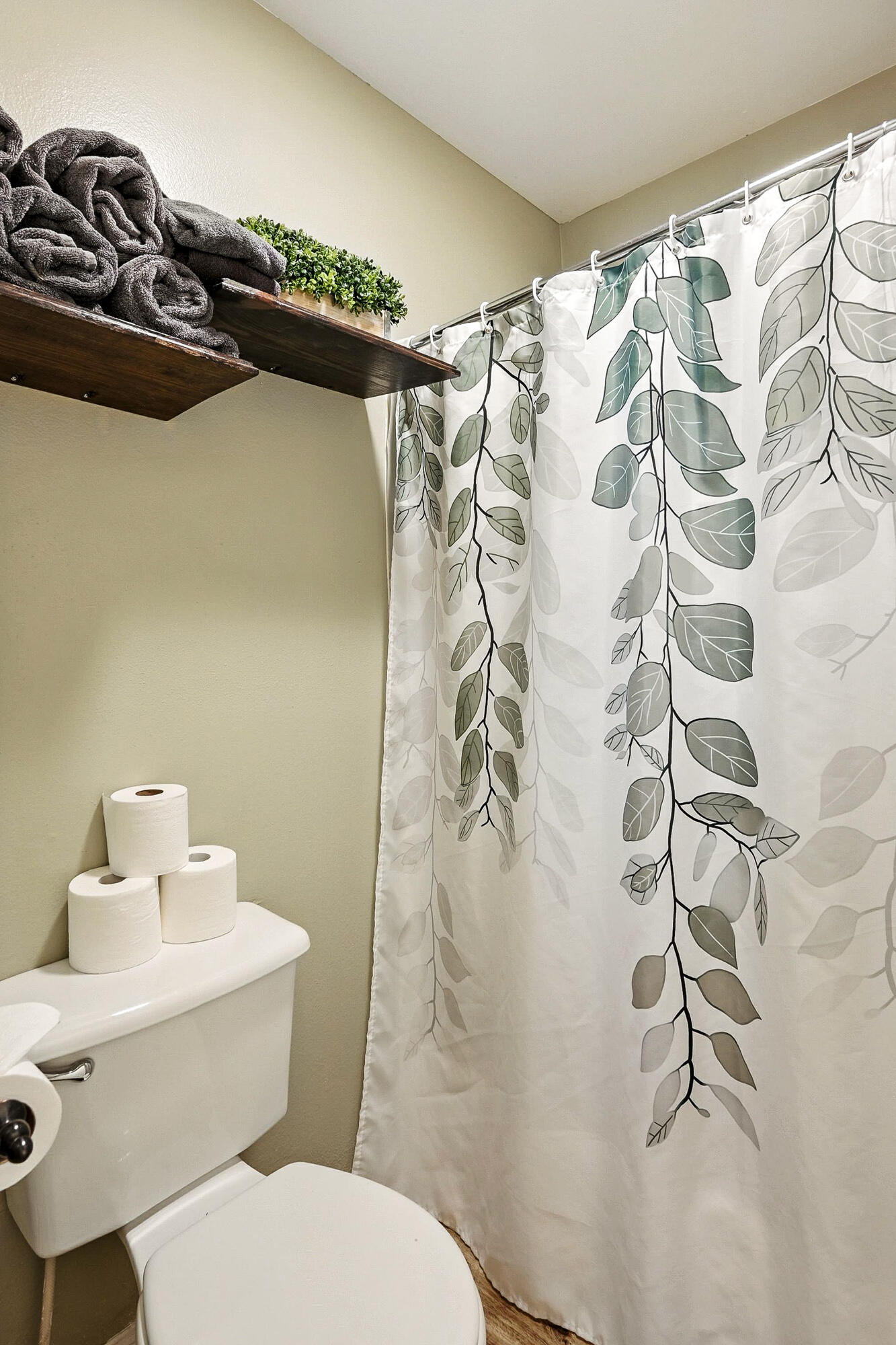 385 South Vasels Road, Unit 4 Brian Head, UT 84719 - Photo 20 of 26 385 Vasels #4-29