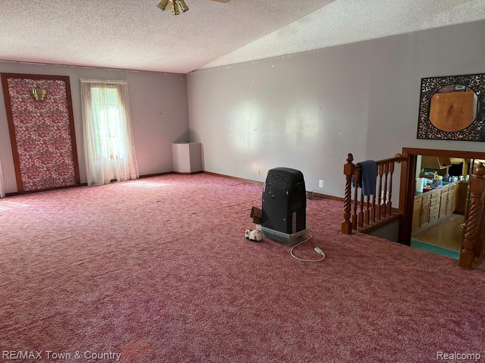 4372 North Gale Road Davison, MI 48423 - Photo 5 of 46 5.jpg