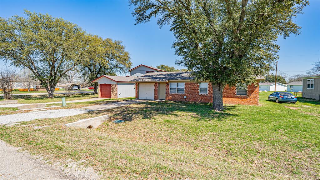 1848 Coral Road Pelican Bay, TX 76020 - Photo 3 of 28