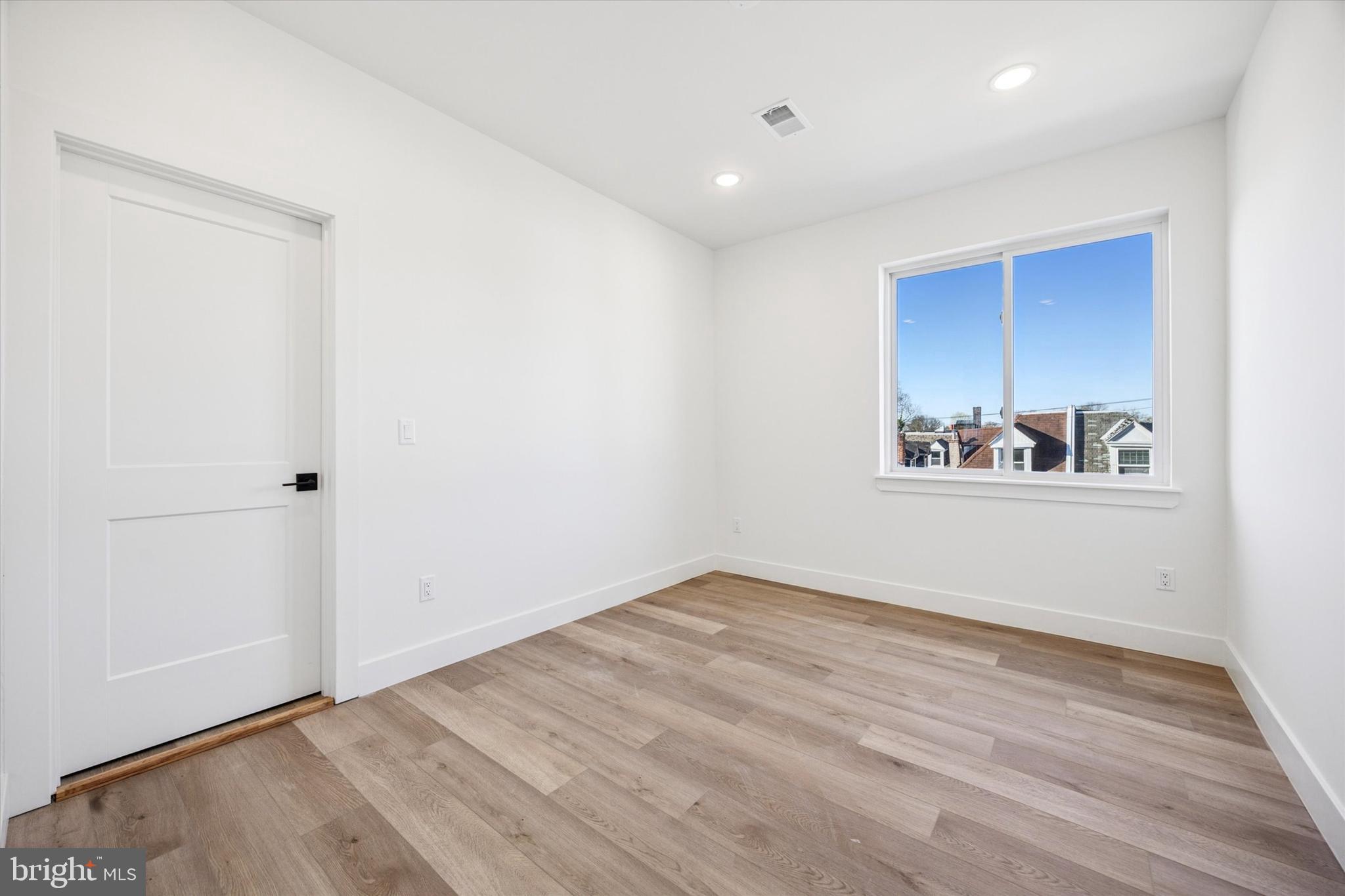 100 Herman Street, Unit 1 Philadelphia, PA 19144 - Photo 12 of 29