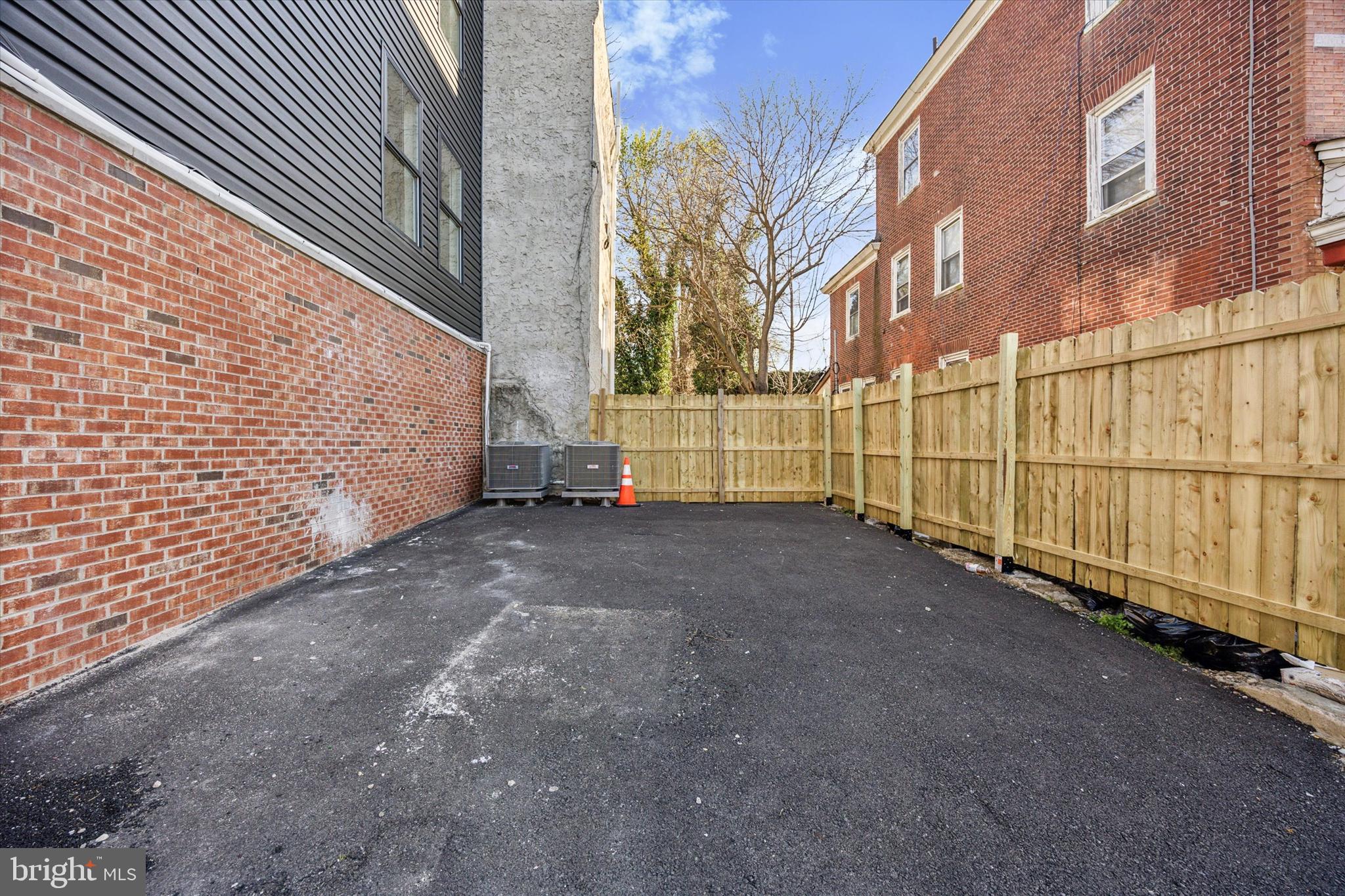 100 Herman Street, Unit 1 Philadelphia, PA 19144 - Photo 27 of 29