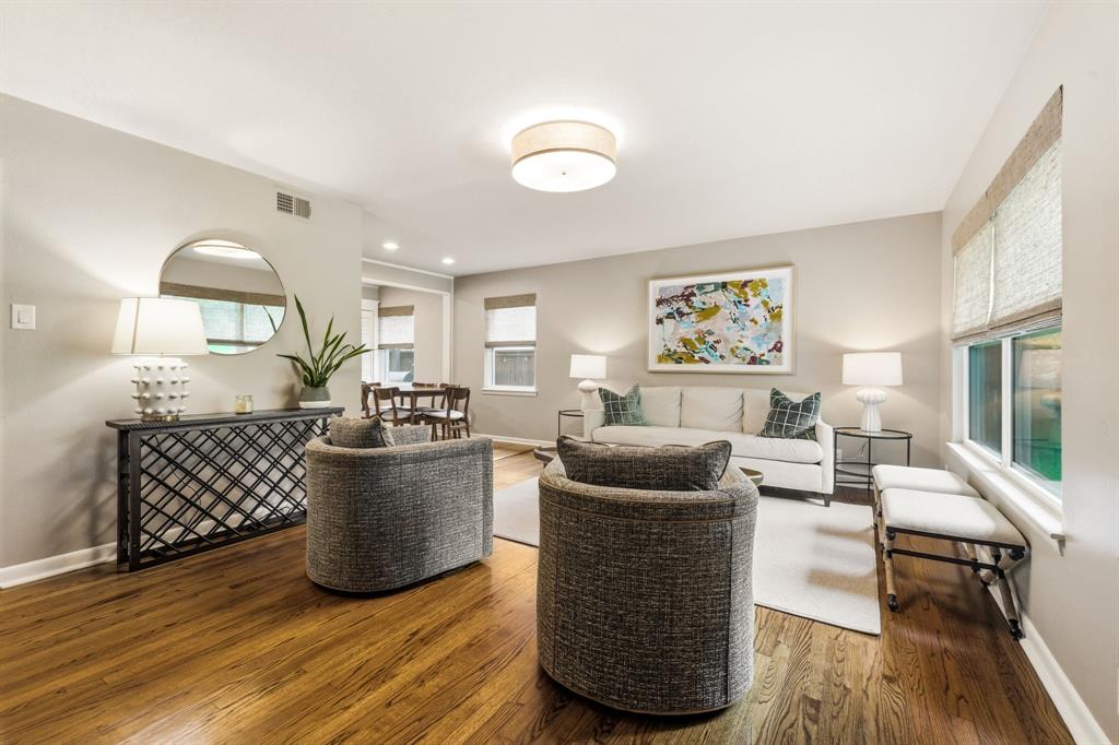 11605 Colmar Street Dallas, TX 75218 - Photo 3 of 31