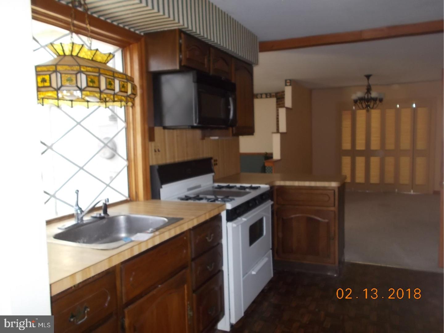 515 Williams Avenue Magnolia, NJ 08049 - Photo 3 of 11