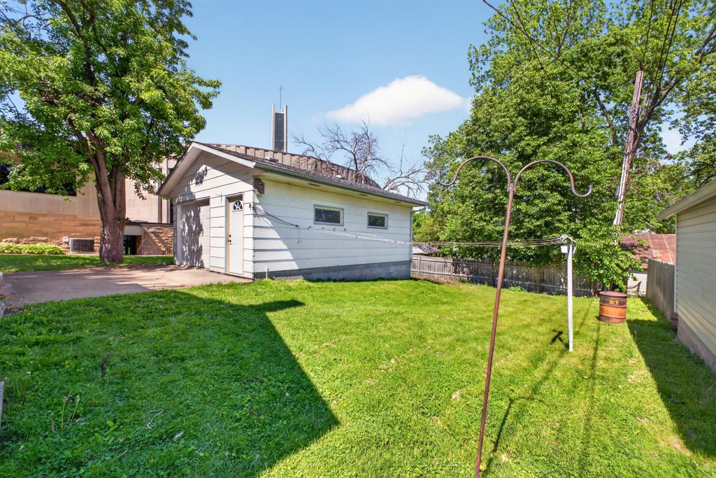 418 8th Street Red Wing, MN 55066 - Photo 36 of 37