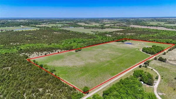 $775,000 | 2729 County Road 3732, Leonard, TX 75452
