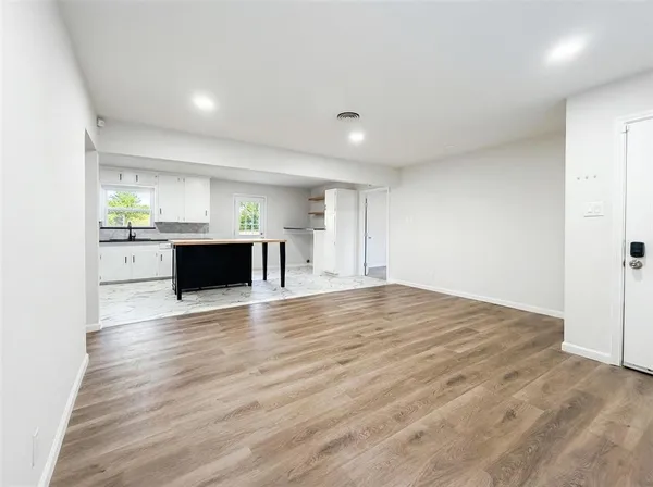 $274,900 | 913 Zelda Drive, Hurst, TX 76053