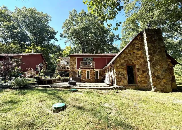 $514,900 | 918 North Harv-Wright Road, Bloomfield, IN 47424