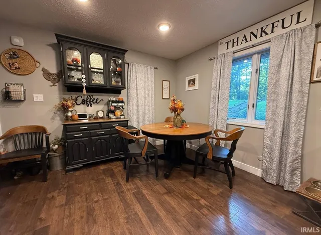 $514,900 | 918 North Harv-Wright Road, Bloomfield, IN 47424