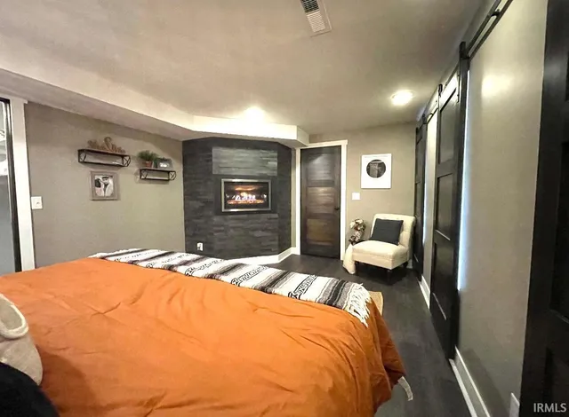 $514,900 | 918 North Harv-Wright Road, Bloomfield, IN 47424