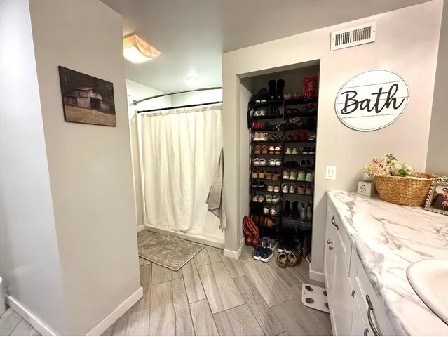 $514,900 | 918 North Harv-Wright Road, Bloomfield, IN 47424